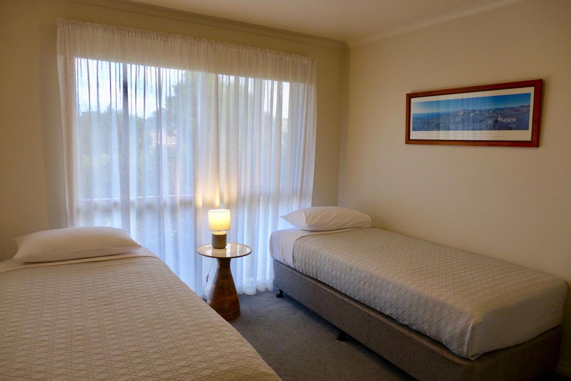 Daysy Hill Country Cottages Port Campbell Ruang foto